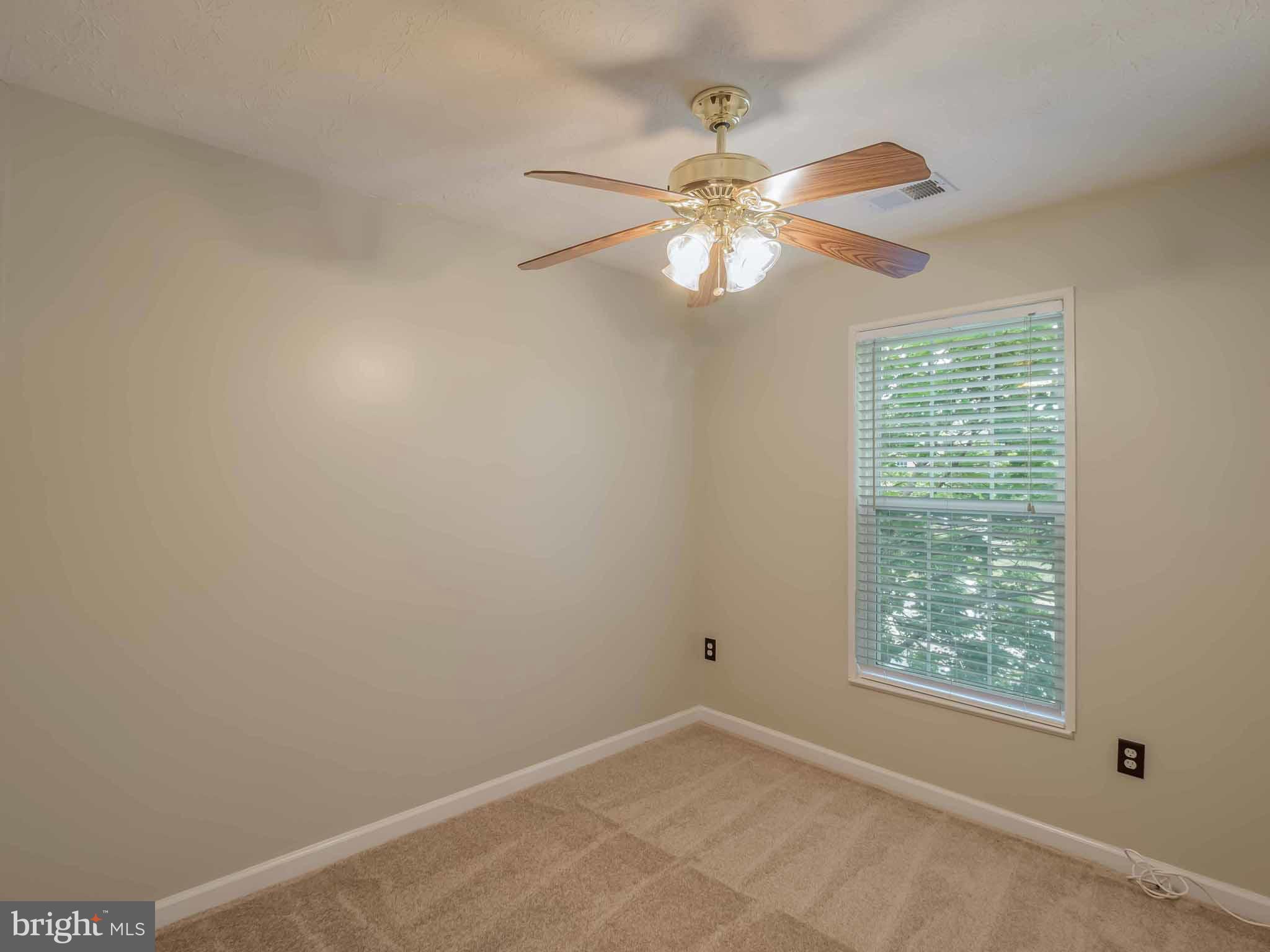 SHADY OAKS - Residential