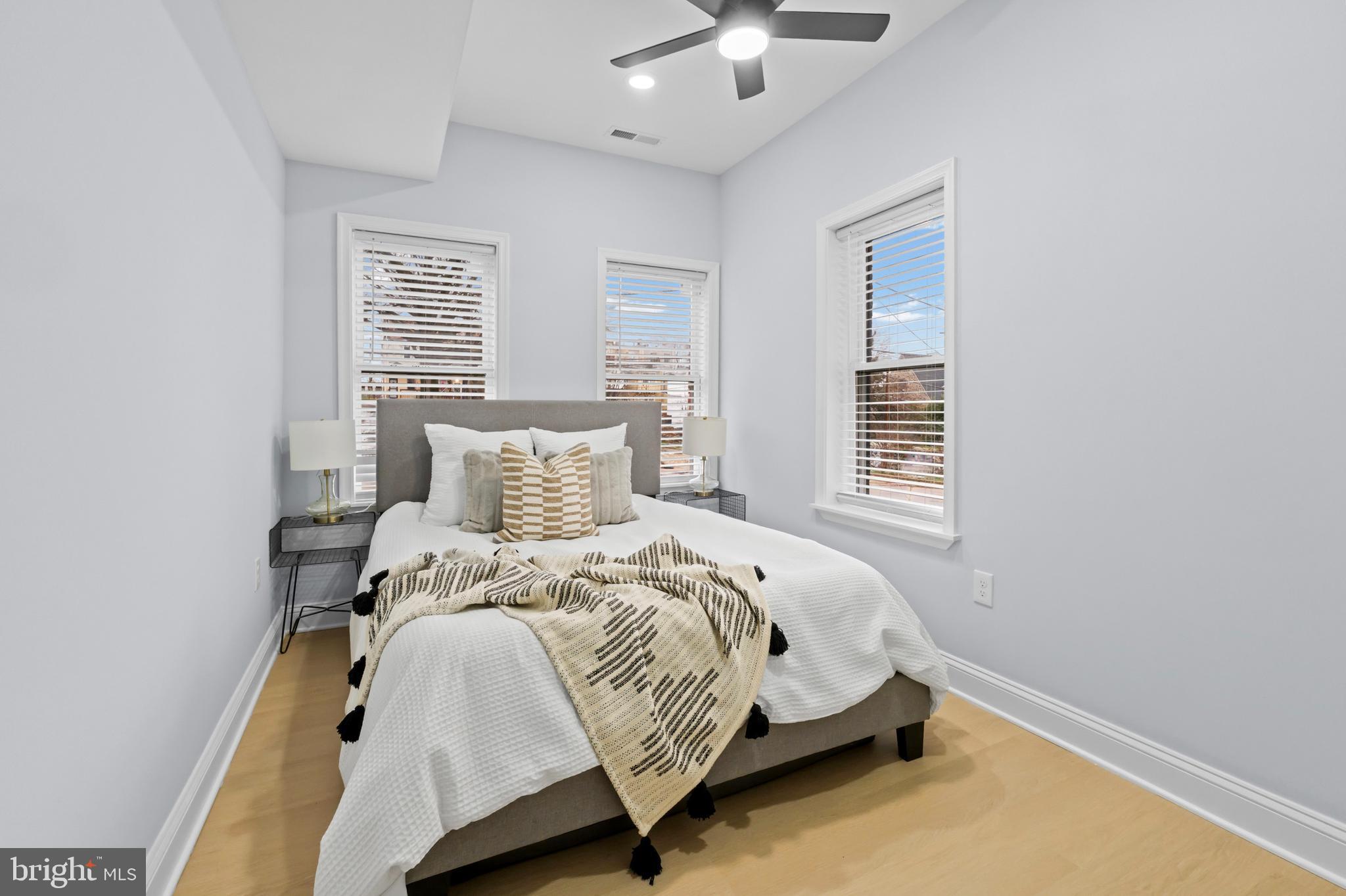 GAY STREET - Residential