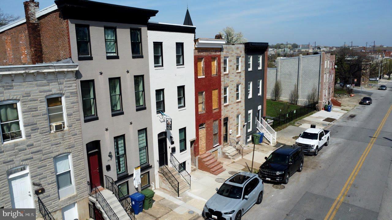 GAY STREET - Residential