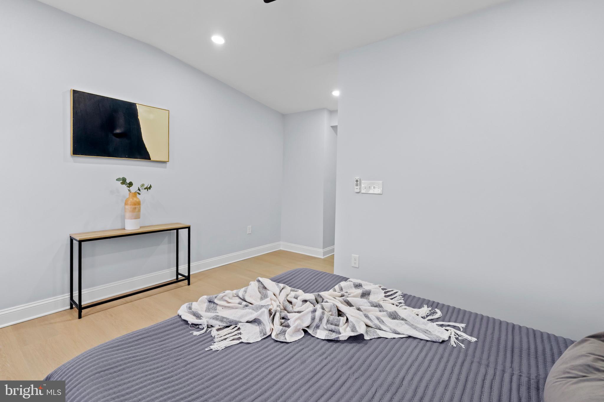 GAY STREET - Residential