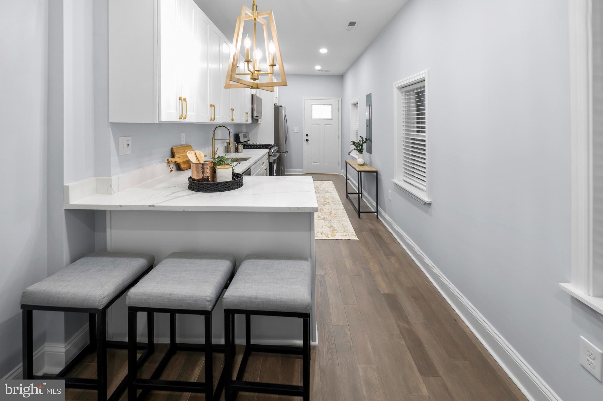 GAY STREET - Residential