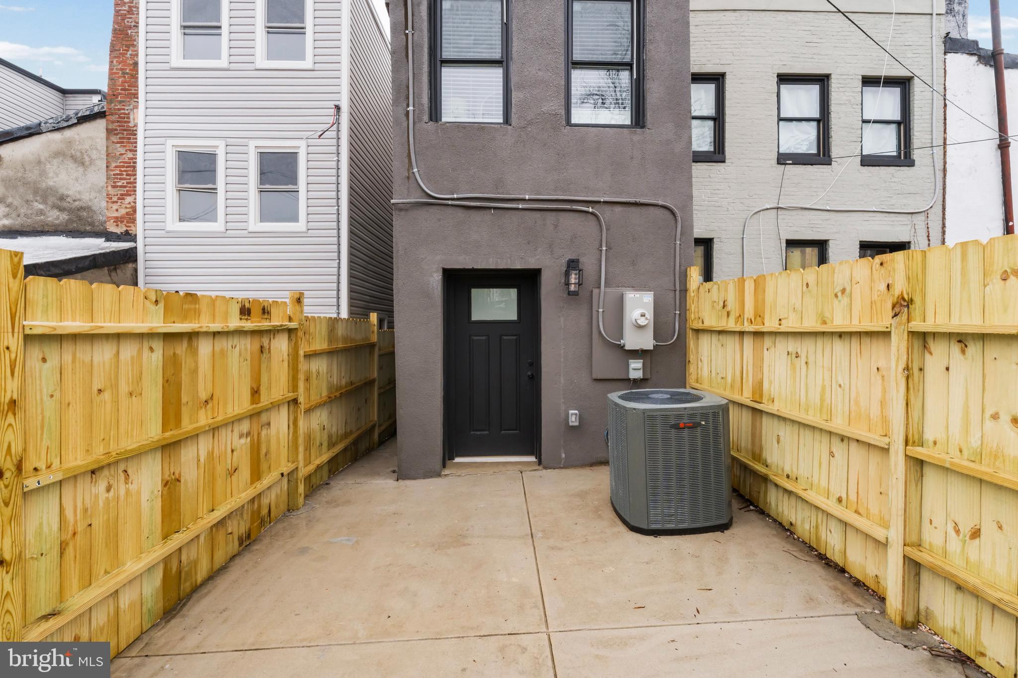 GAY STREET - Residential