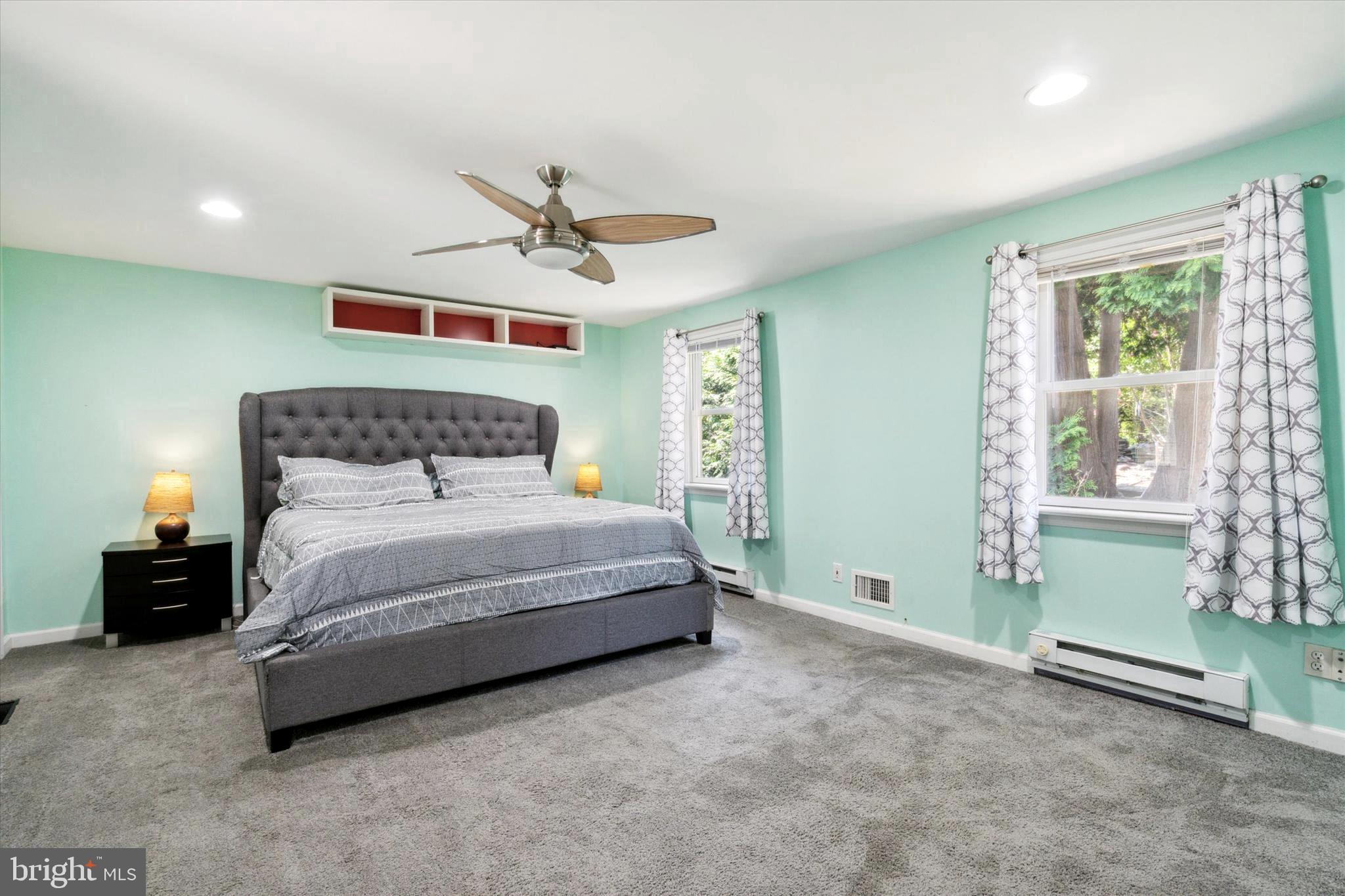 WILLOW GROVE - Residential