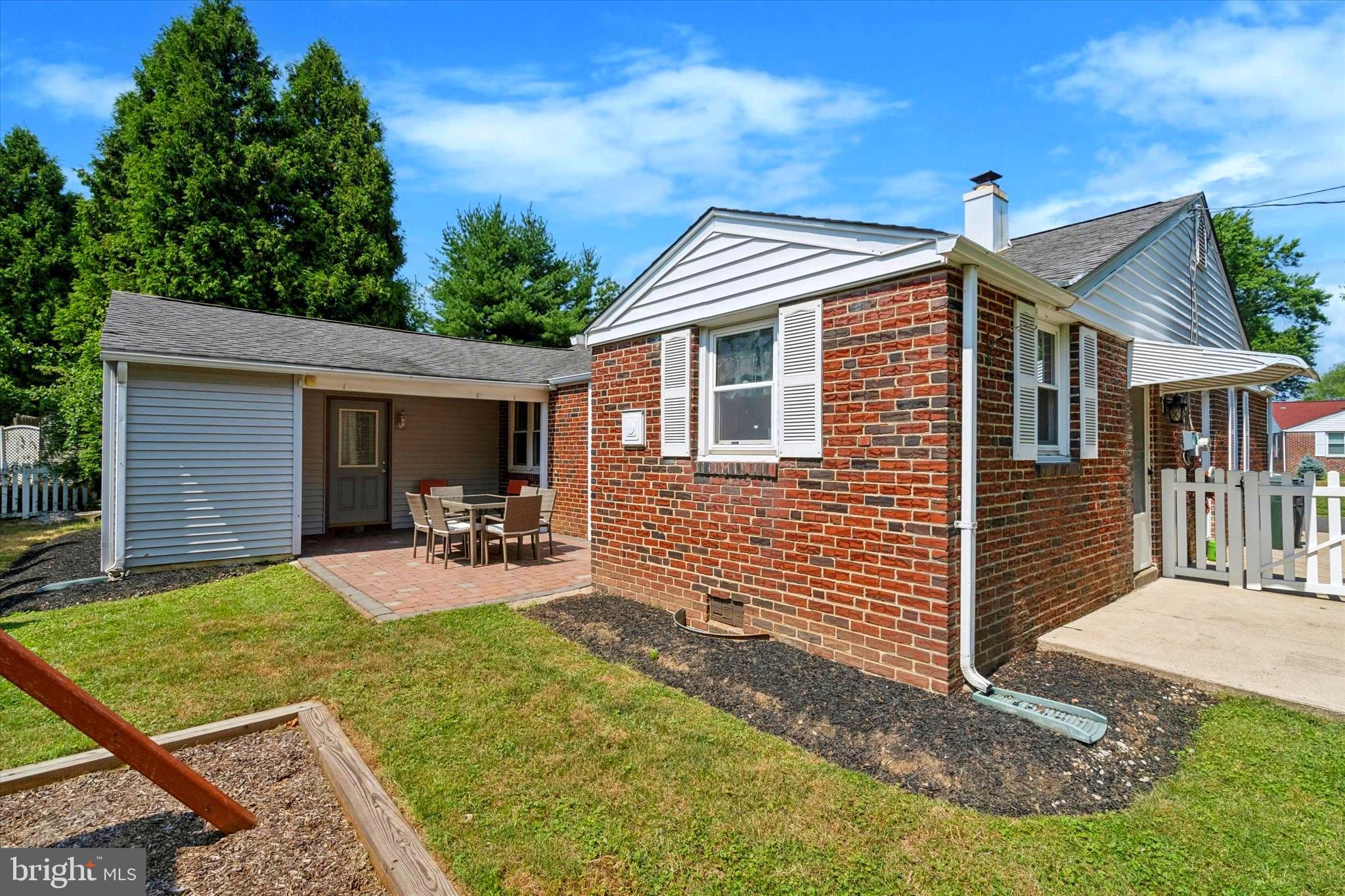 WILLOW GROVE - Residential