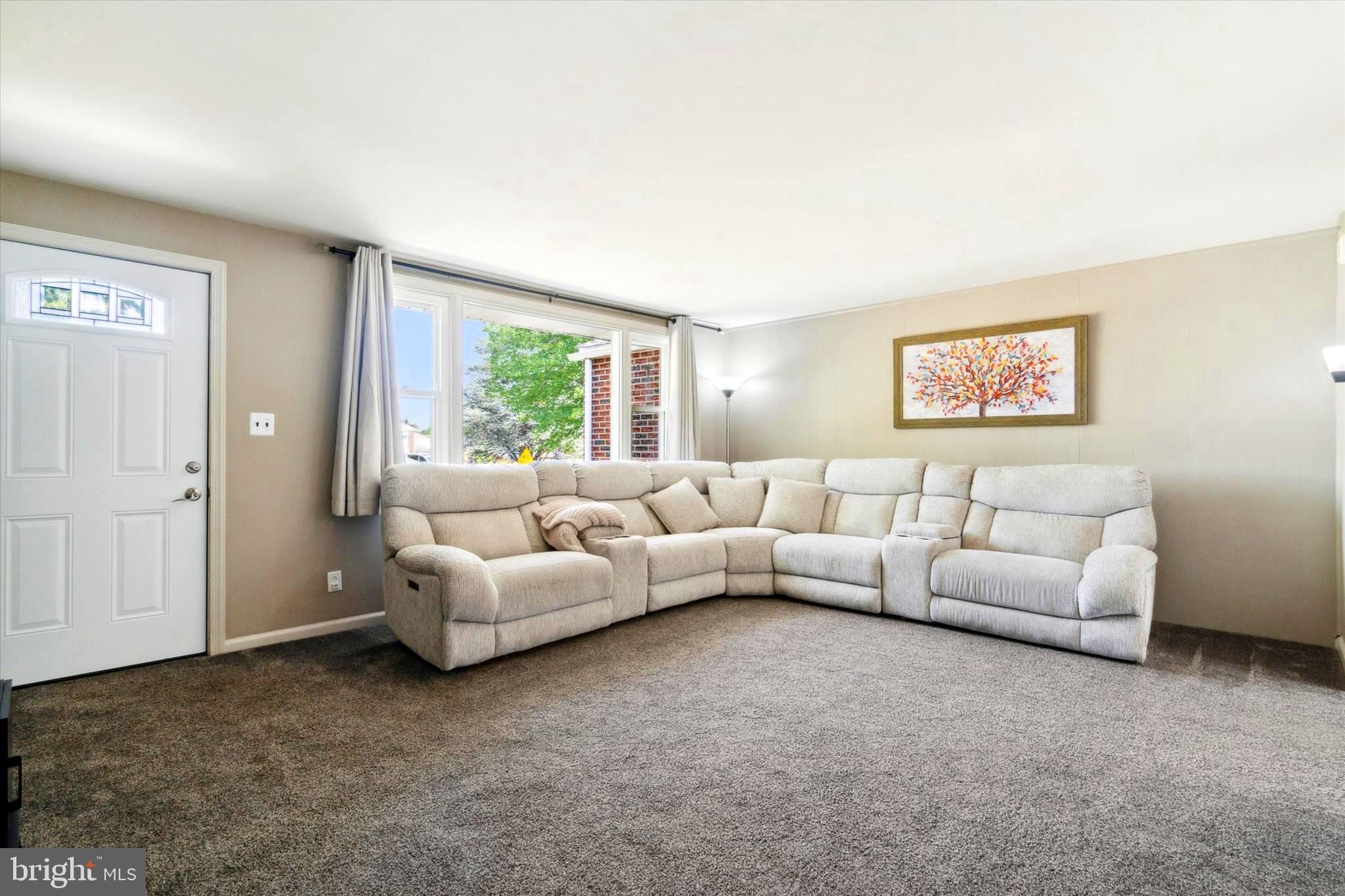 WILLOW GROVE - Residential