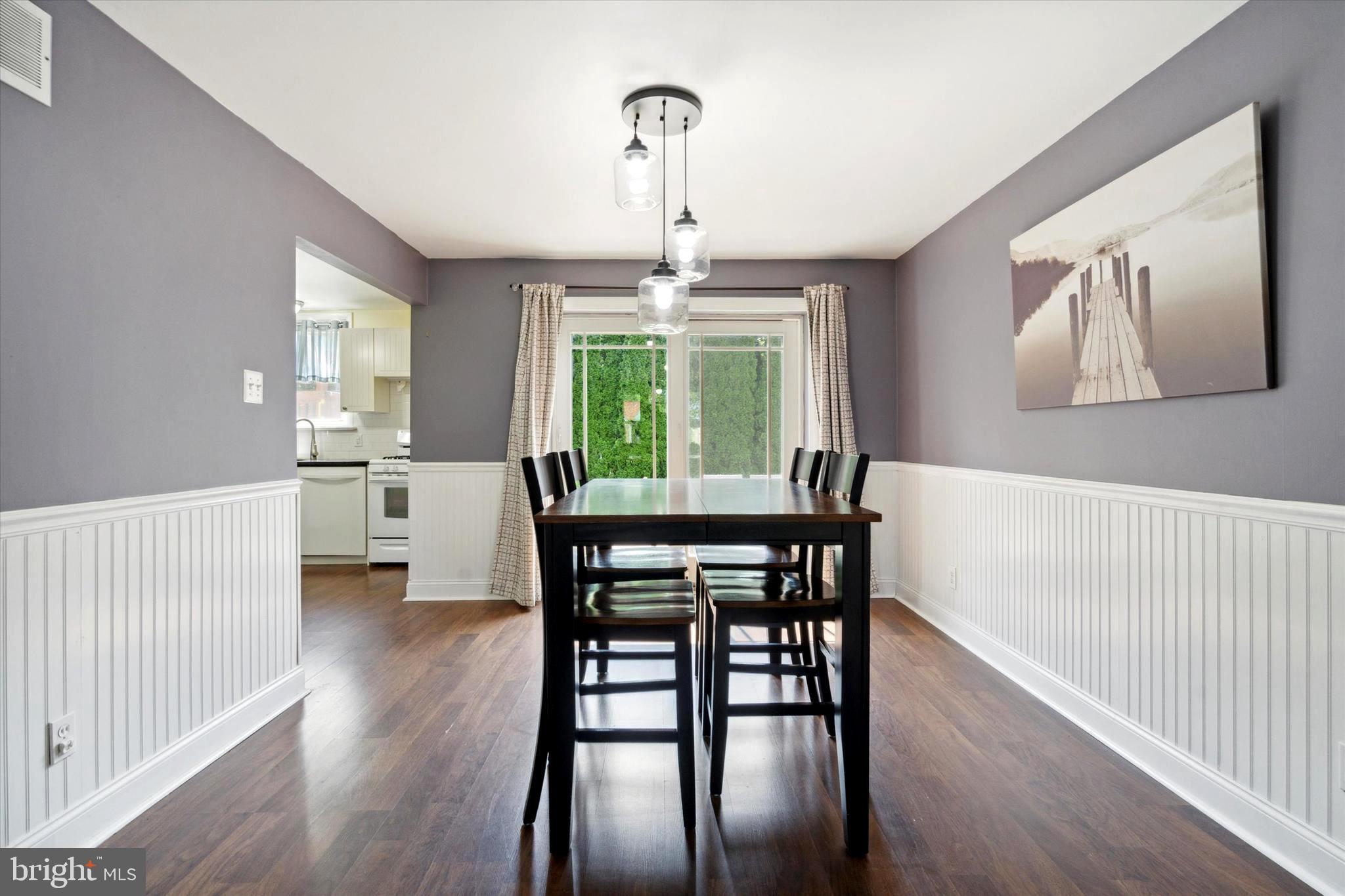 WILLOW GROVE - Residential