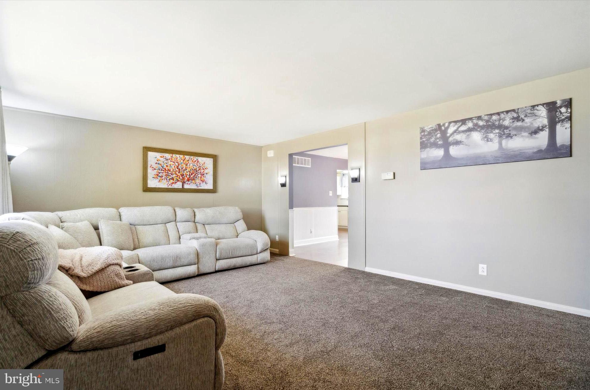 WILLOW GROVE - Residential