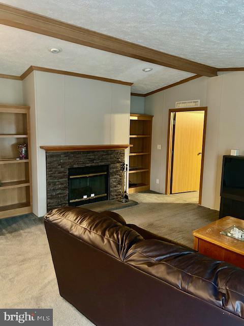 3202 FOXGLOVE LANE