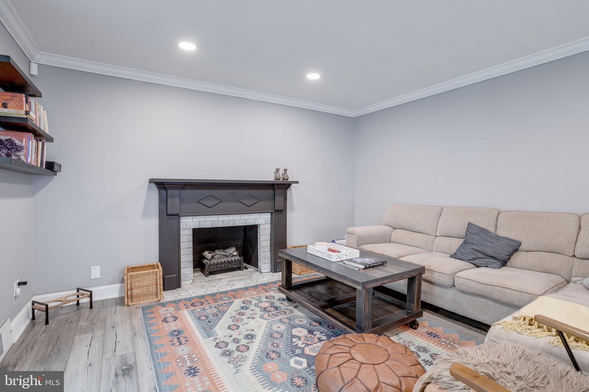 2531 OGDEN STREET