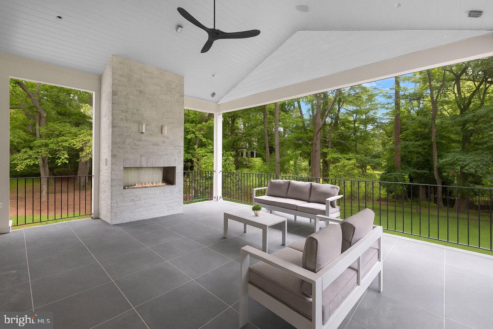 FRANKLIN PARK - Residential