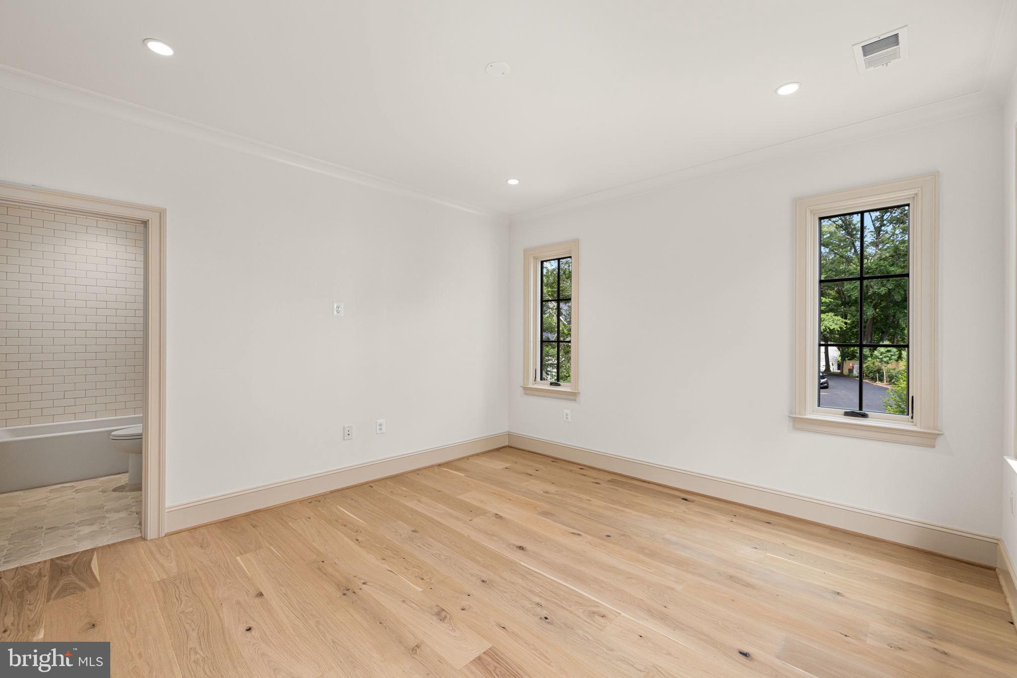 FRANKLIN PARK - Residential