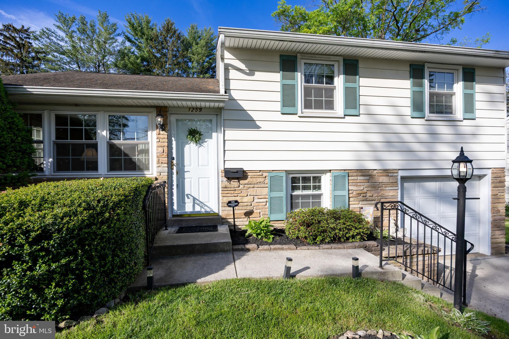 1259 TYLER AVENUE