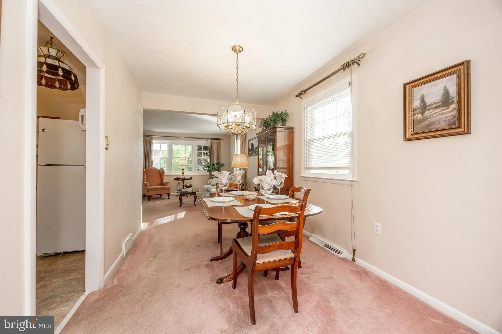 Phoenixville, Pennsylvania 19460, United States, 3 Bedrooms Bedrooms, ,2 BathroomsBathrooms,Residential,Pending,129047