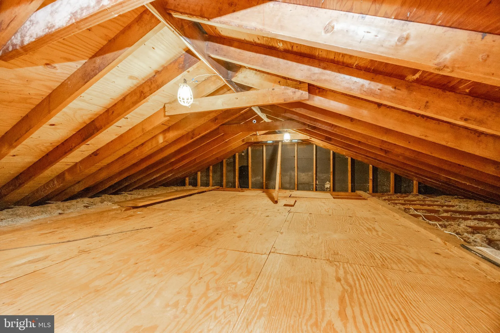 Phoenixville, Pennsylvania 19460, United States, 3 Bedrooms Bedrooms, ,2 BathroomsBathrooms,Residential,Pending,129047