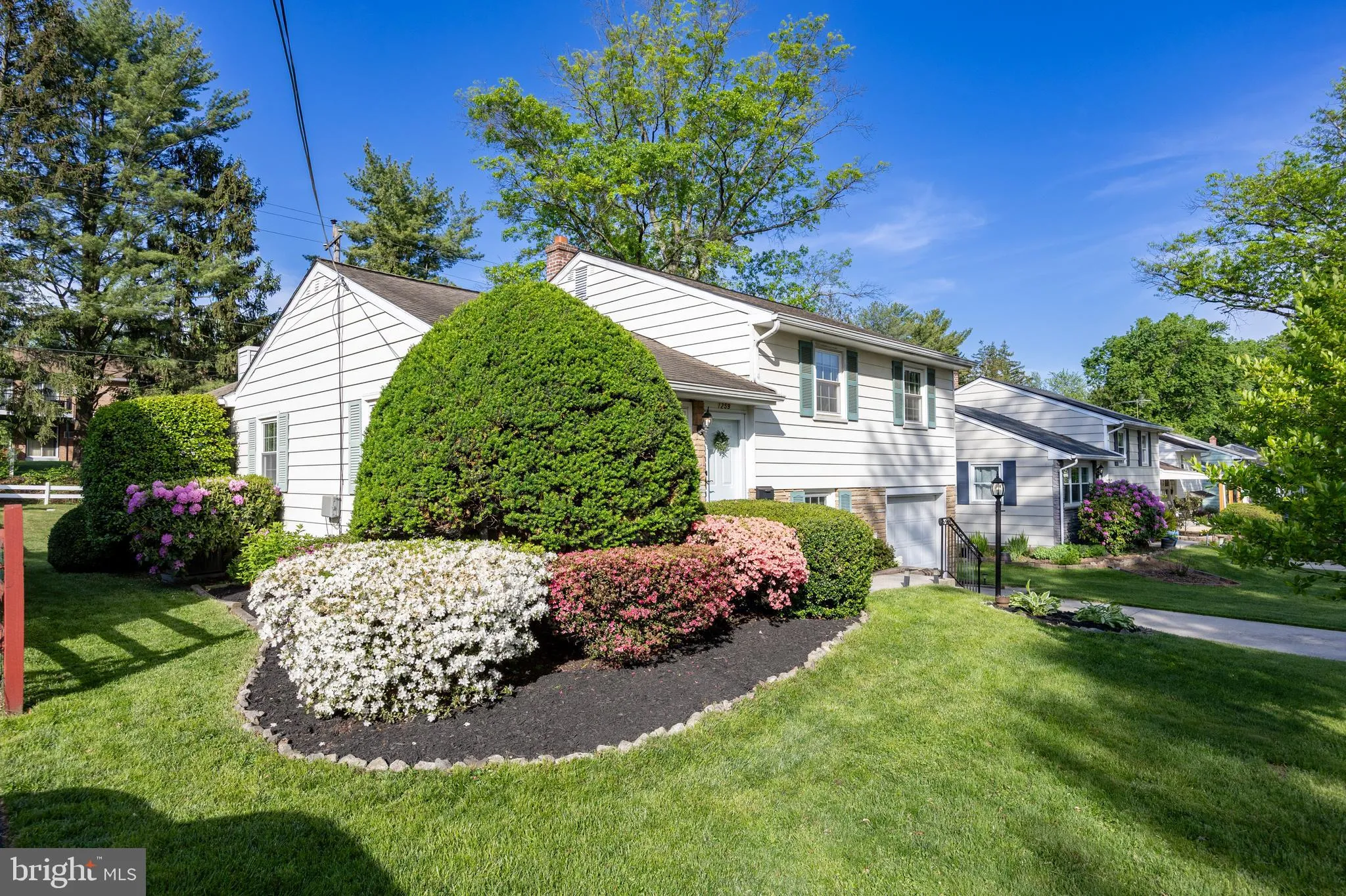 Phoenixville, Pennsylvania 19460, United States, 3 Bedrooms Bedrooms, ,2 BathroomsBathrooms,Residential,Pending,129047