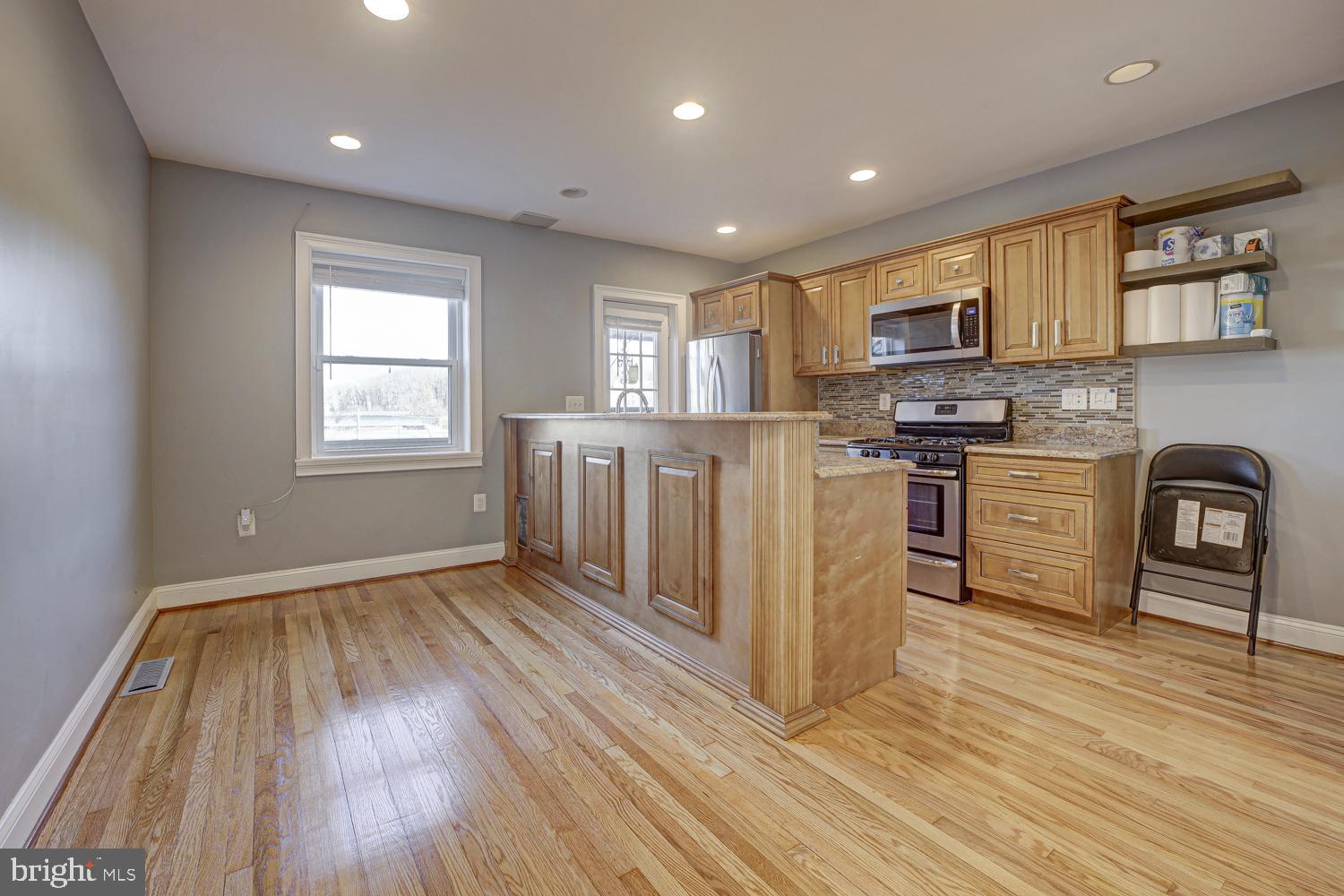 3958 BLAINE STREET NE