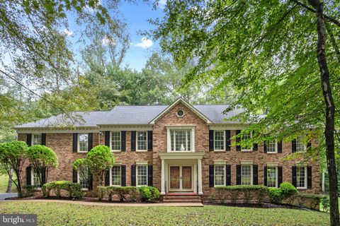 10201 LEATHERLEAF COURT MANASSAS VA 20111
