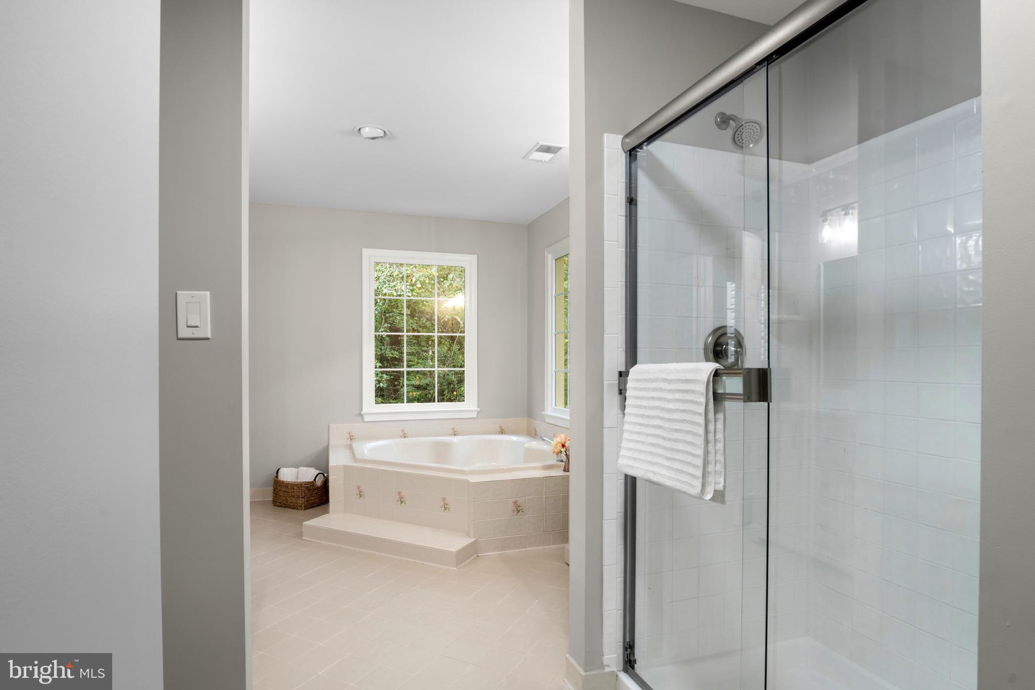 BEAR CREEK - Residential