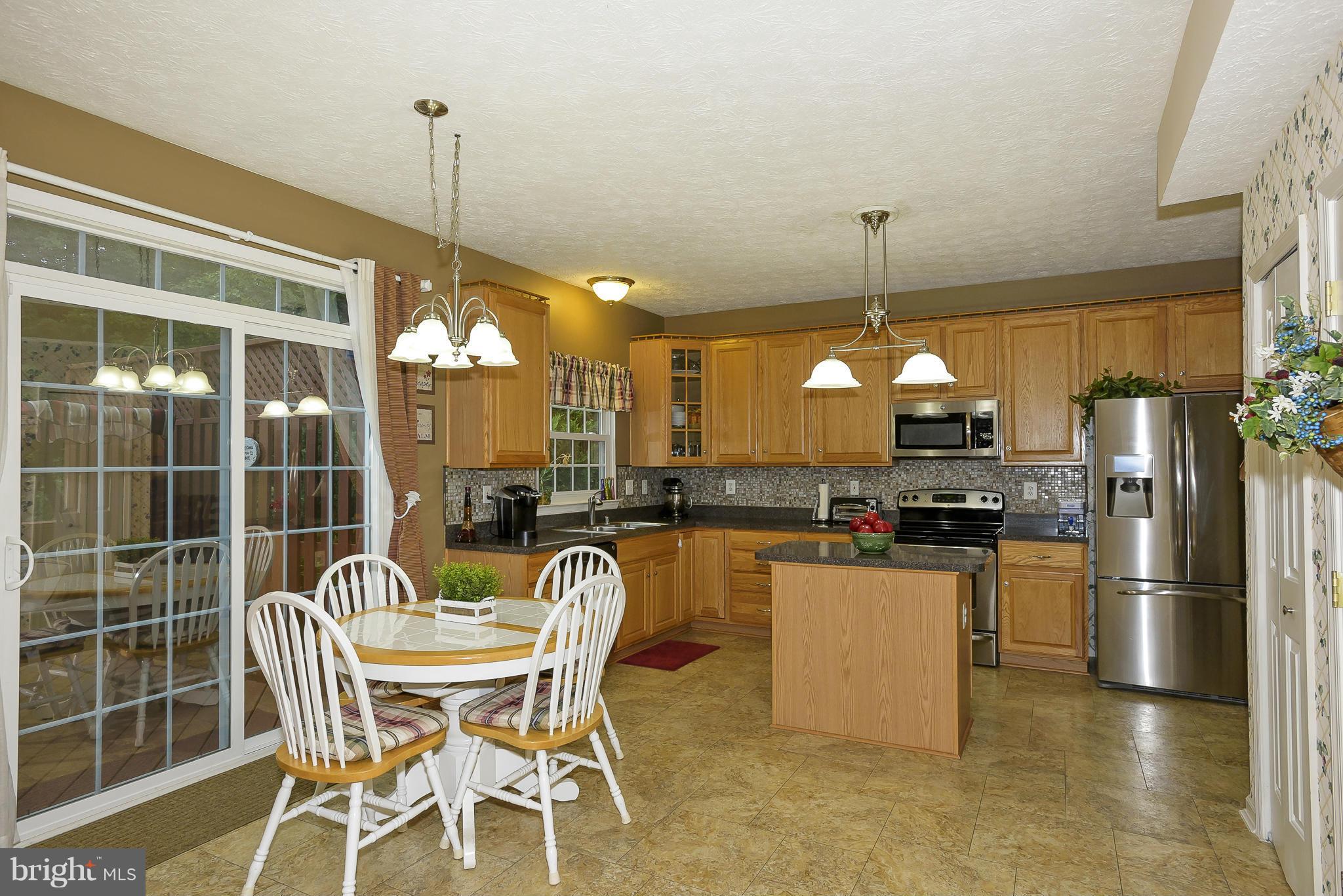 WILLIAMS KNOLL - Residential