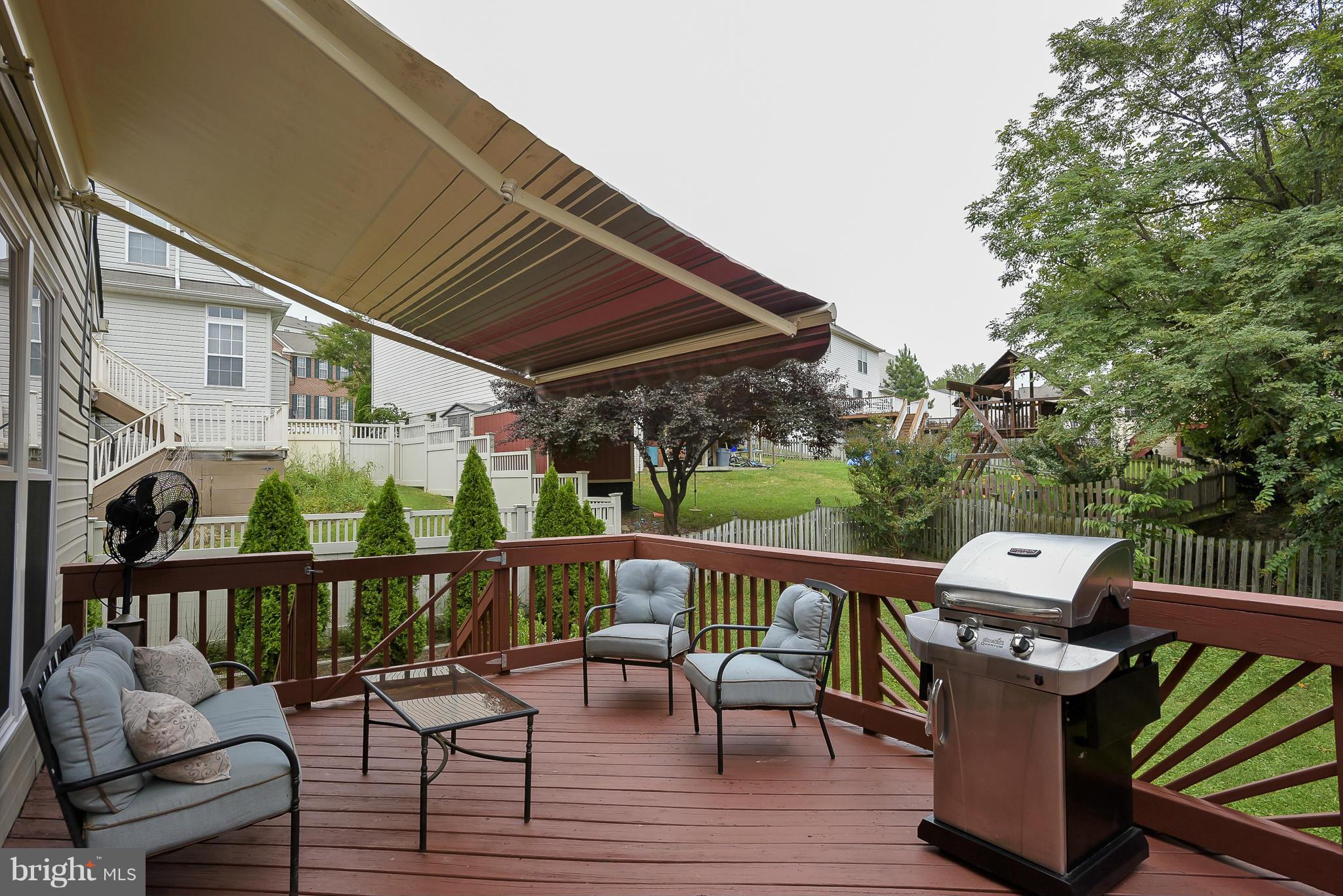 WILLIAMS KNOLL - Residential