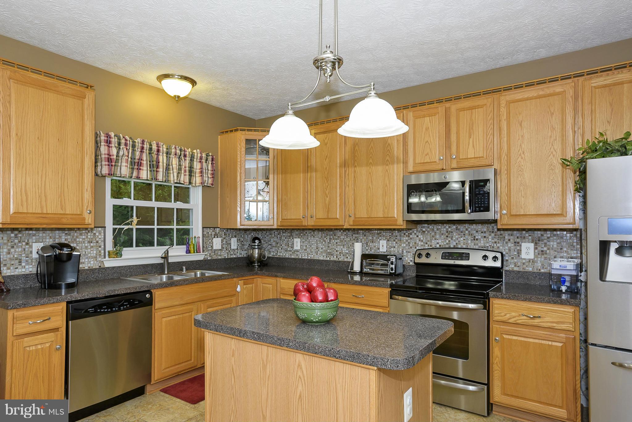 WILLIAMS KNOLL - Residential