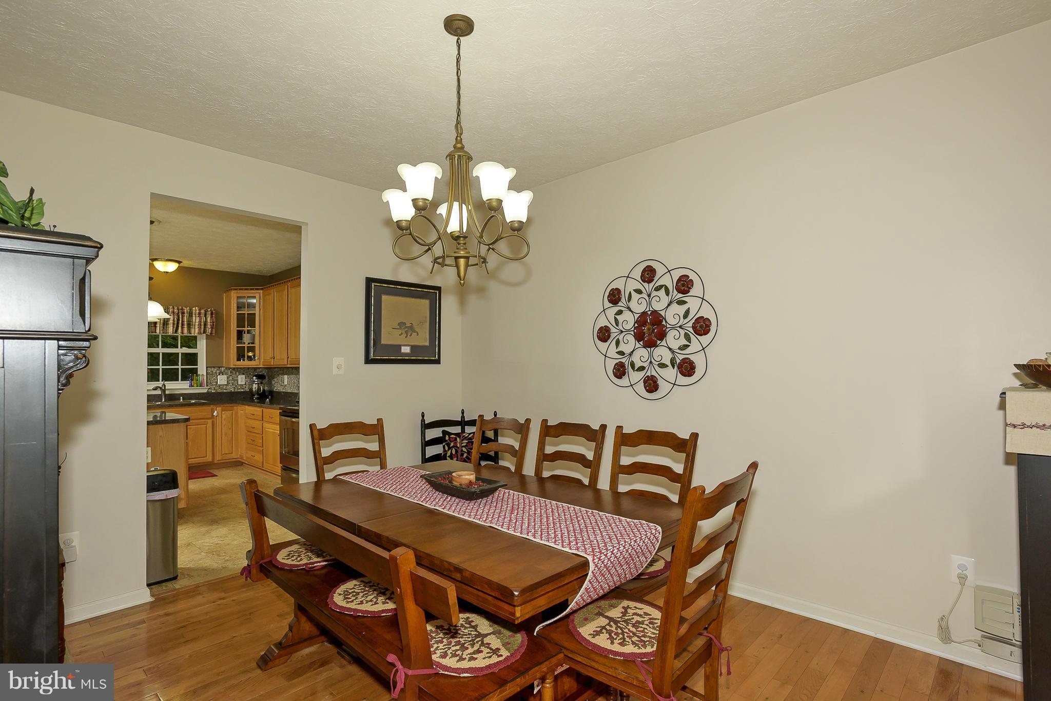 WILLIAMS KNOLL - Residential