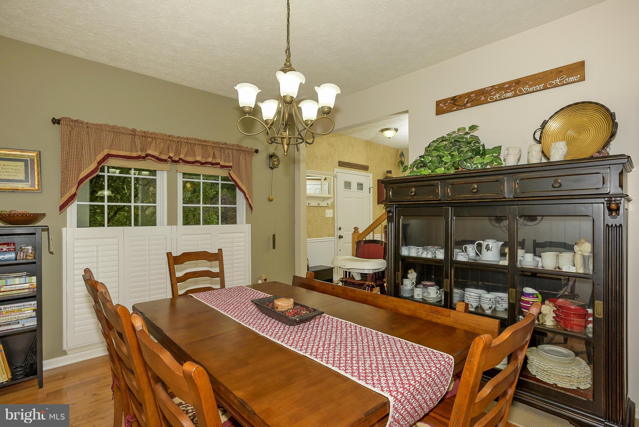 WILLIAMS KNOLL - Residential