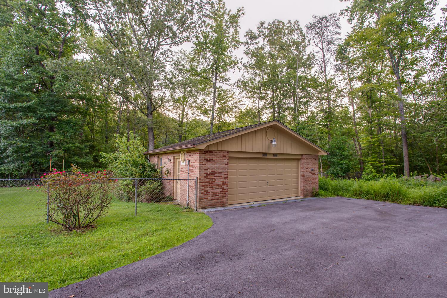 ELLENWOOD - Residential