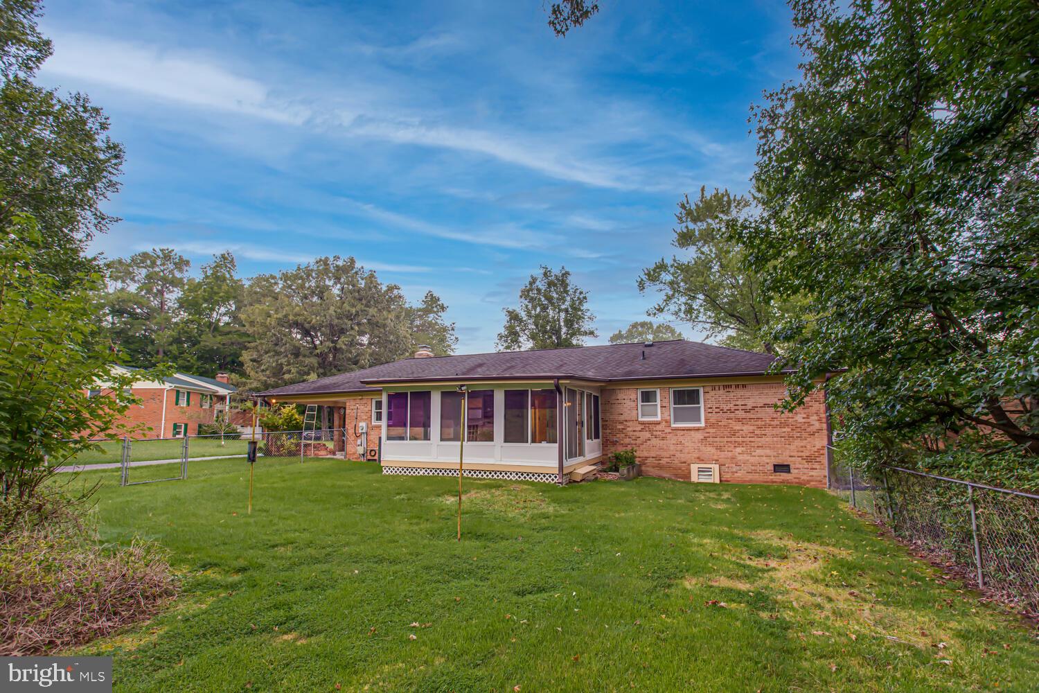 ELLENWOOD - Residential