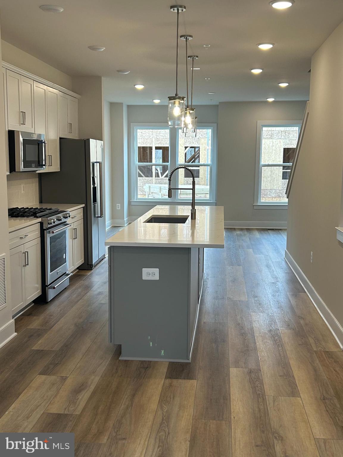 RESTON ARBORETUM - Residential Lease