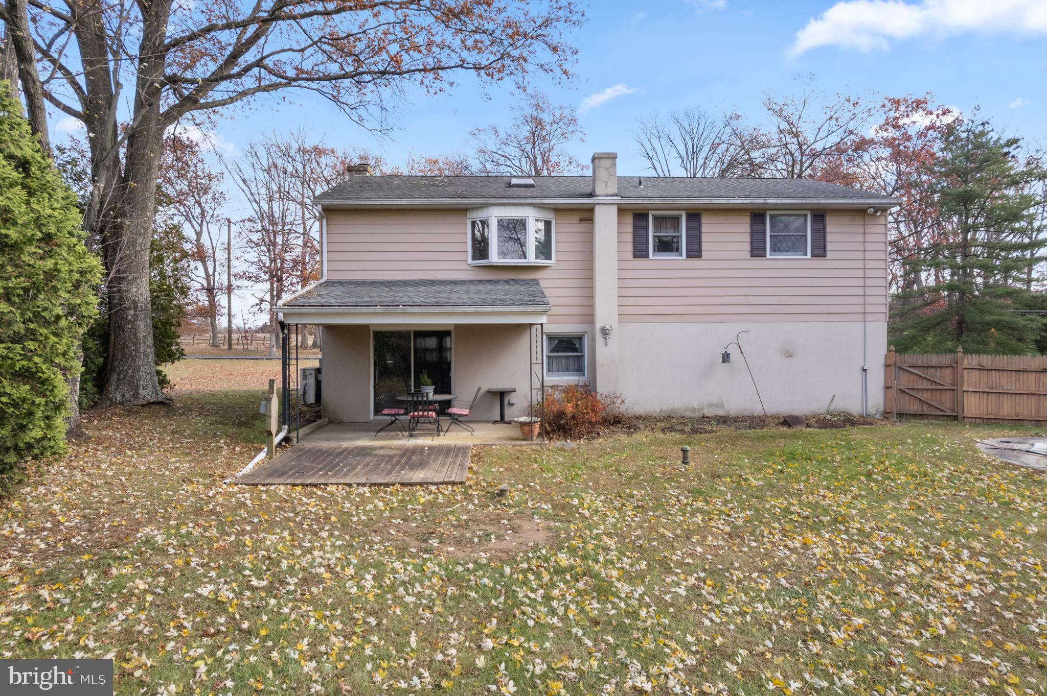 PENNSBURG - Residential