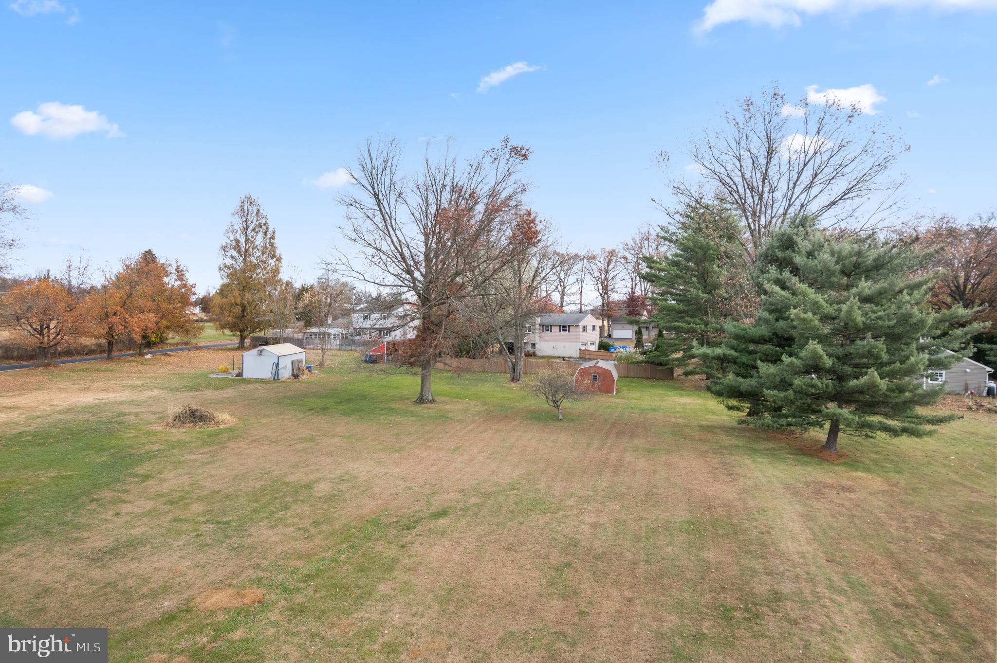 PENNSBURG - Residential