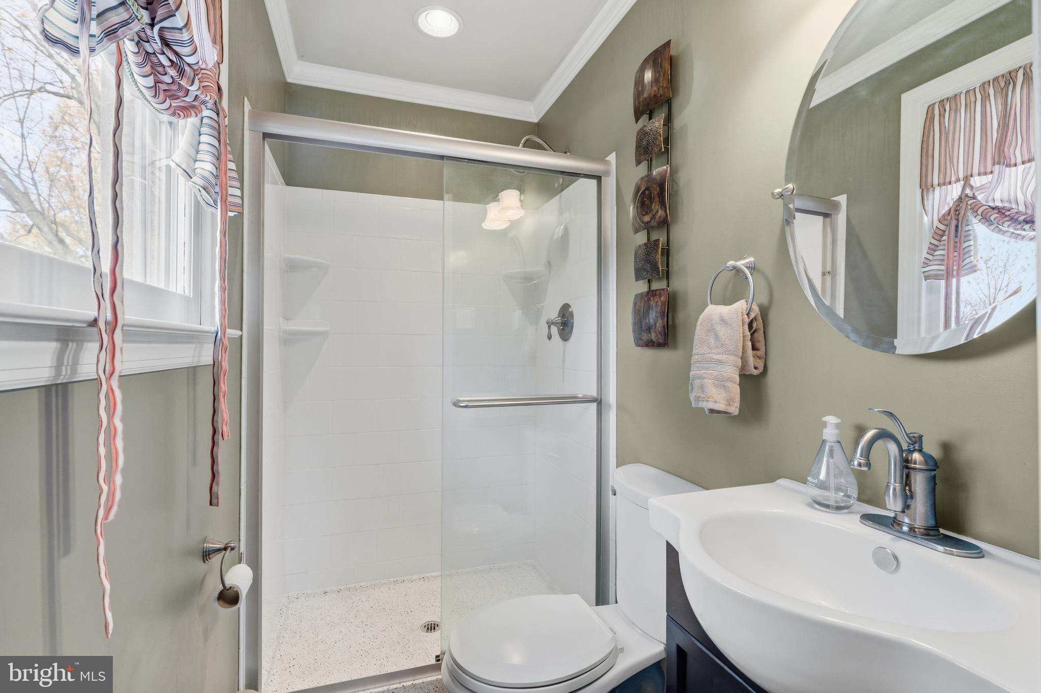 PENNSBURG - Residential