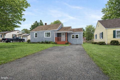 13 VIRGINIA AVENUE REISTERSTOWN MD 21136