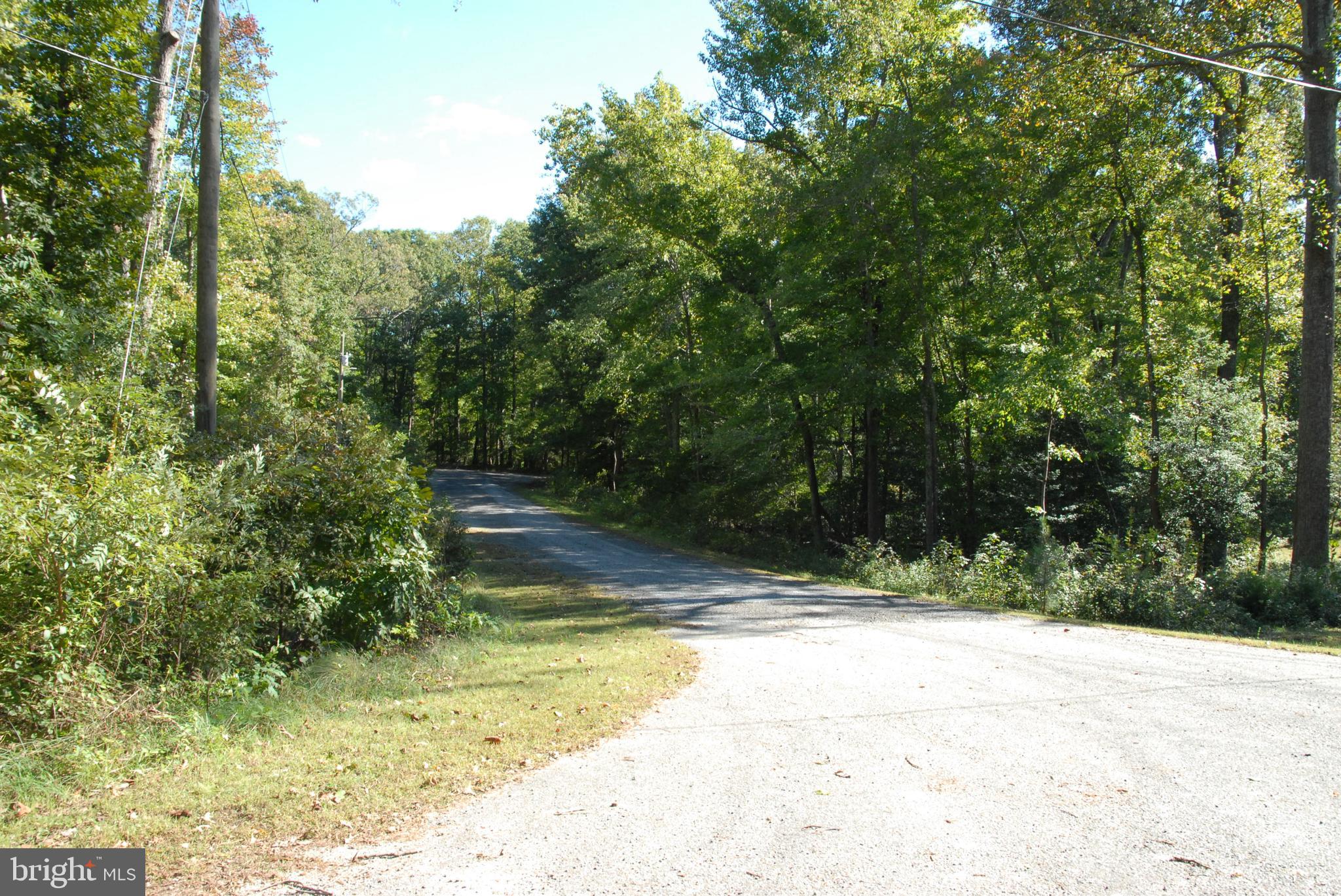 STRATFORD HARBOUR - Land