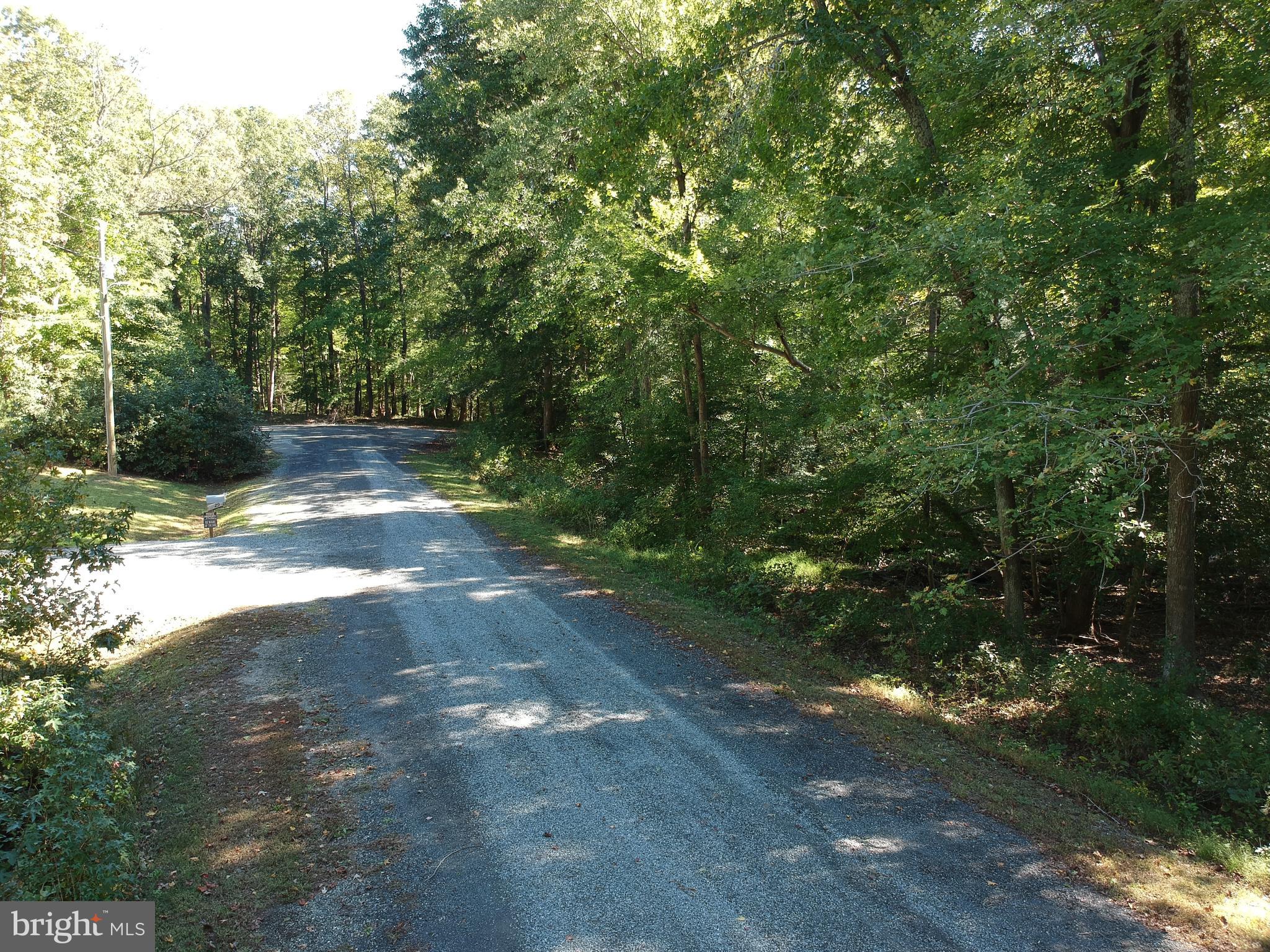 STRATFORD HARBOUR - Land