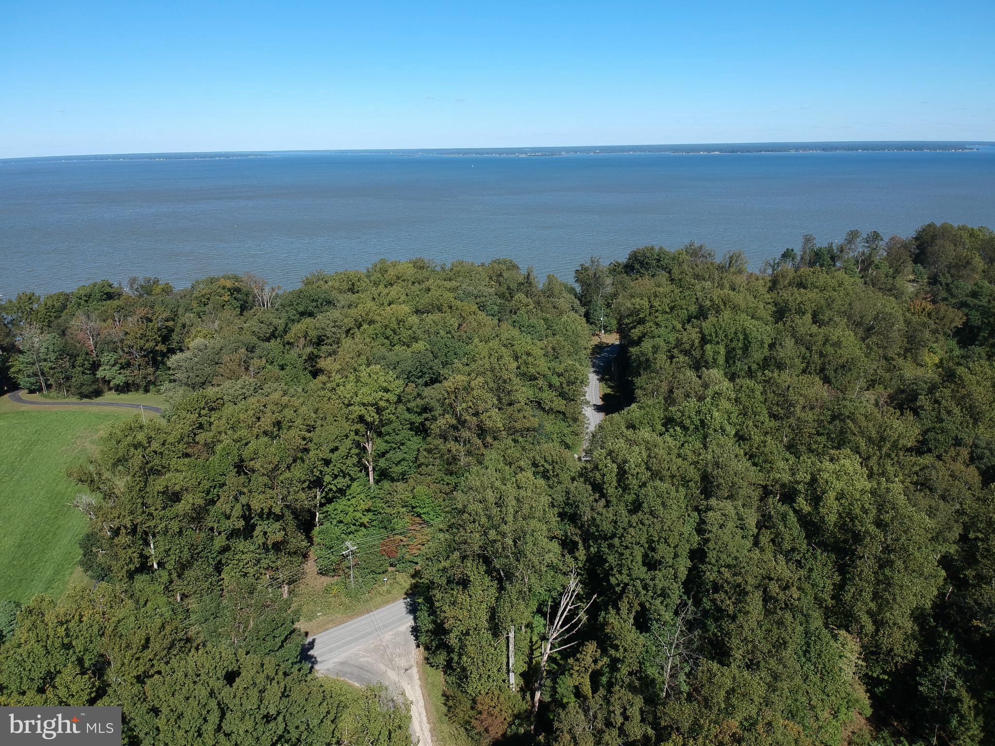 STRATFORD HARBOUR - Land