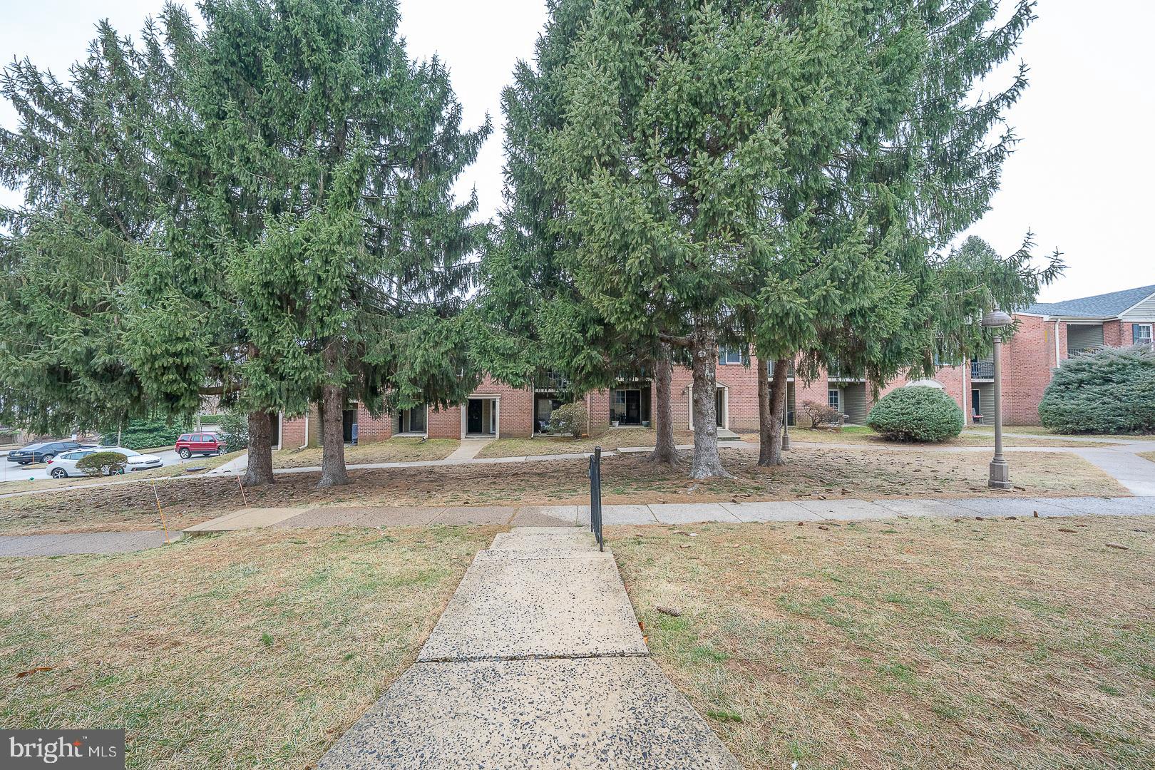 OXFORD OF BLUE BELL - Residential