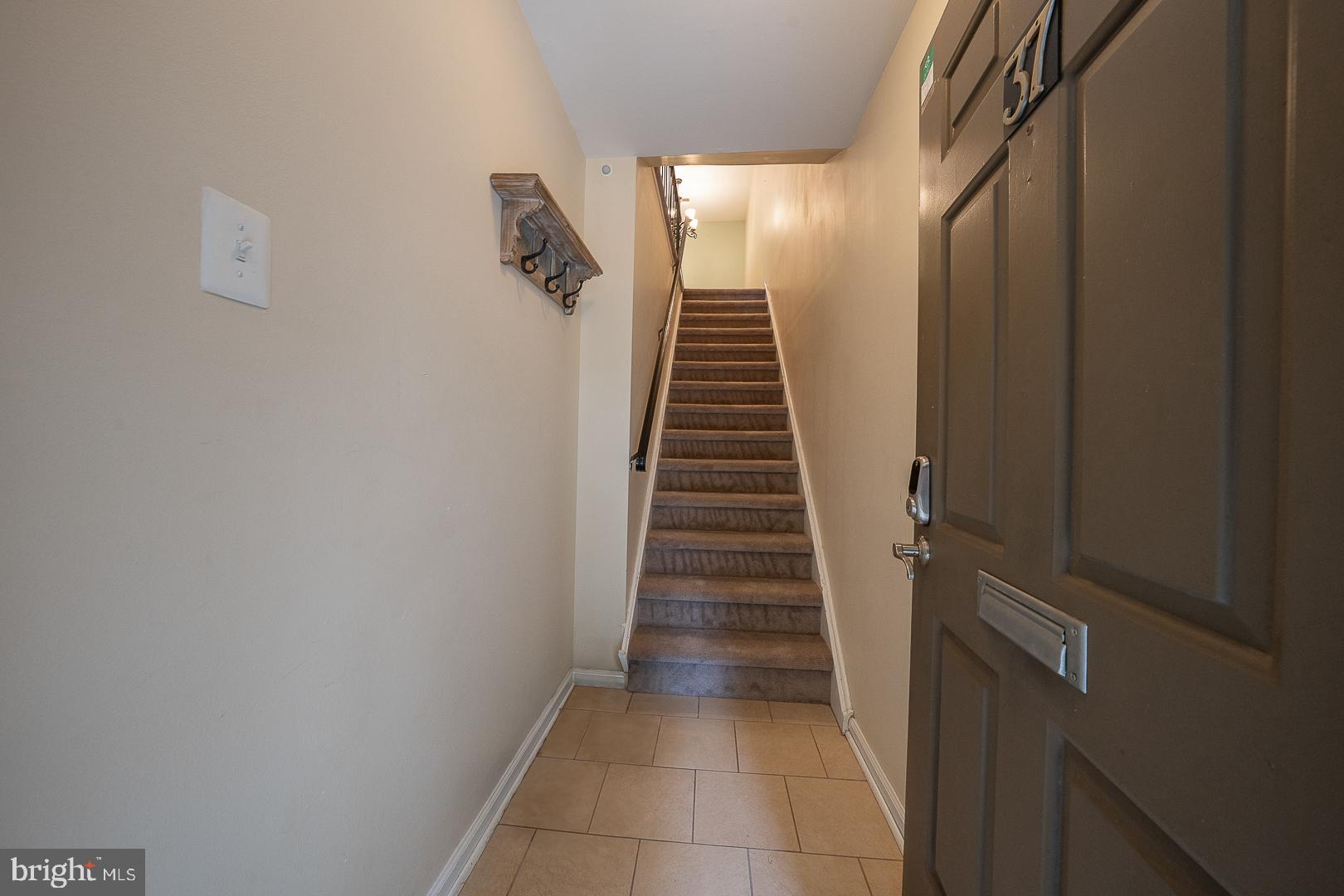 OXFORD OF BLUE BELL - Residential