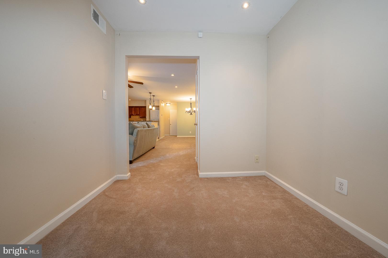 OXFORD OF BLUE BELL - Residential