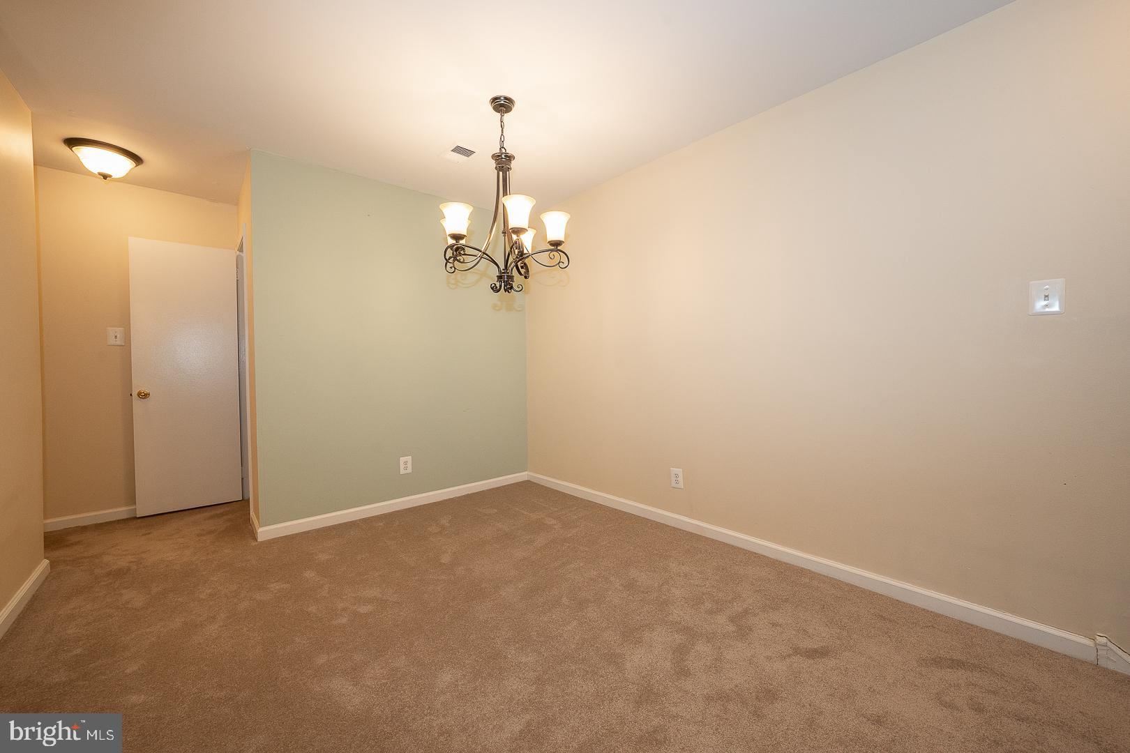 OXFORD OF BLUE BELL - Residential