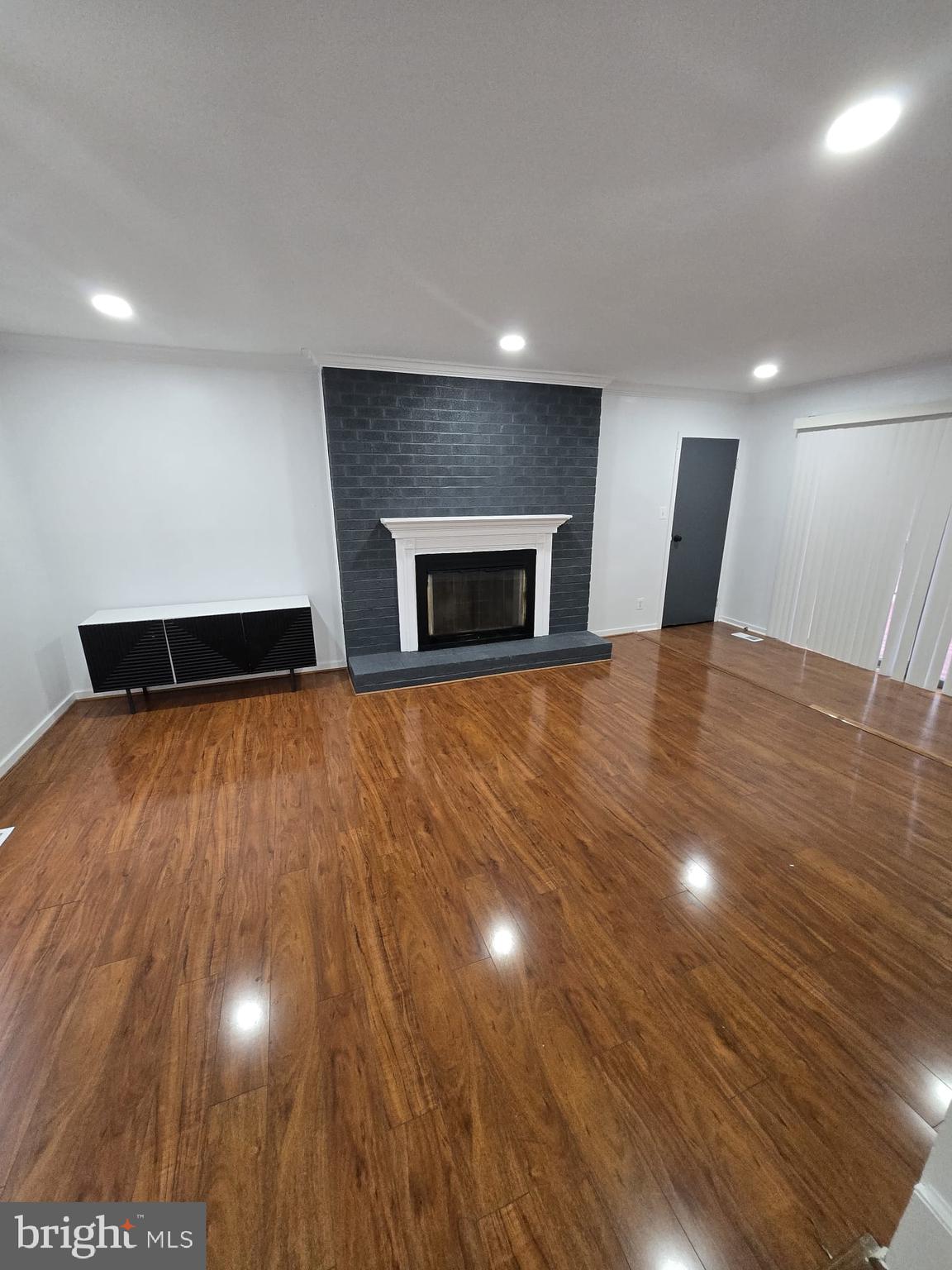 MARLTON - Residential