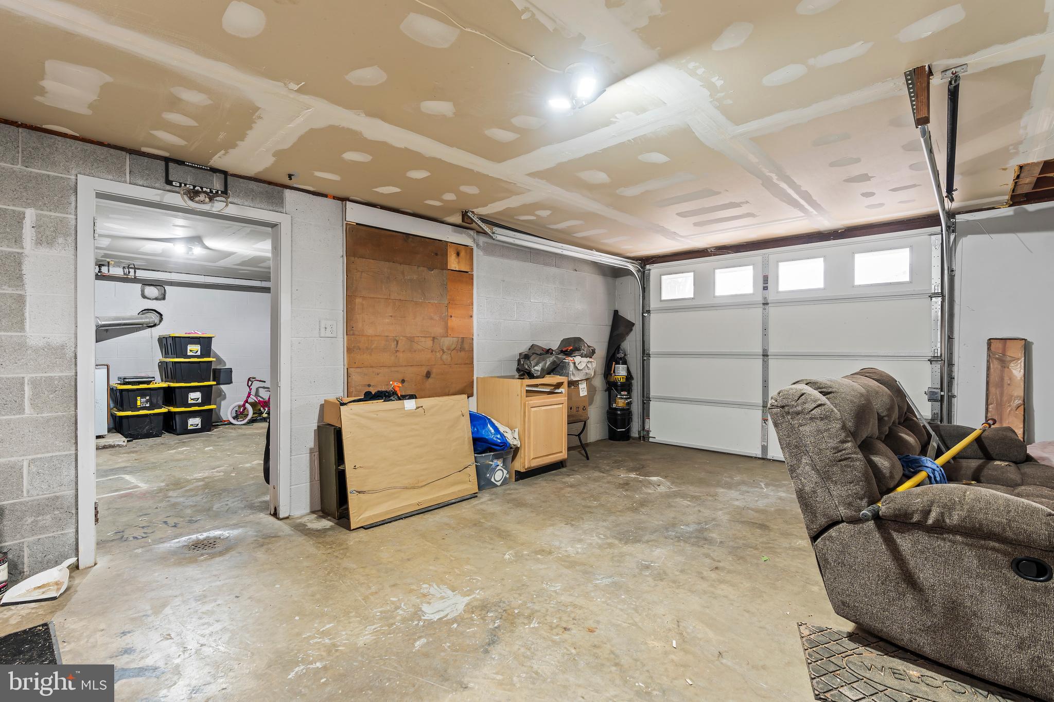 EASTLAND HILLS - Residential