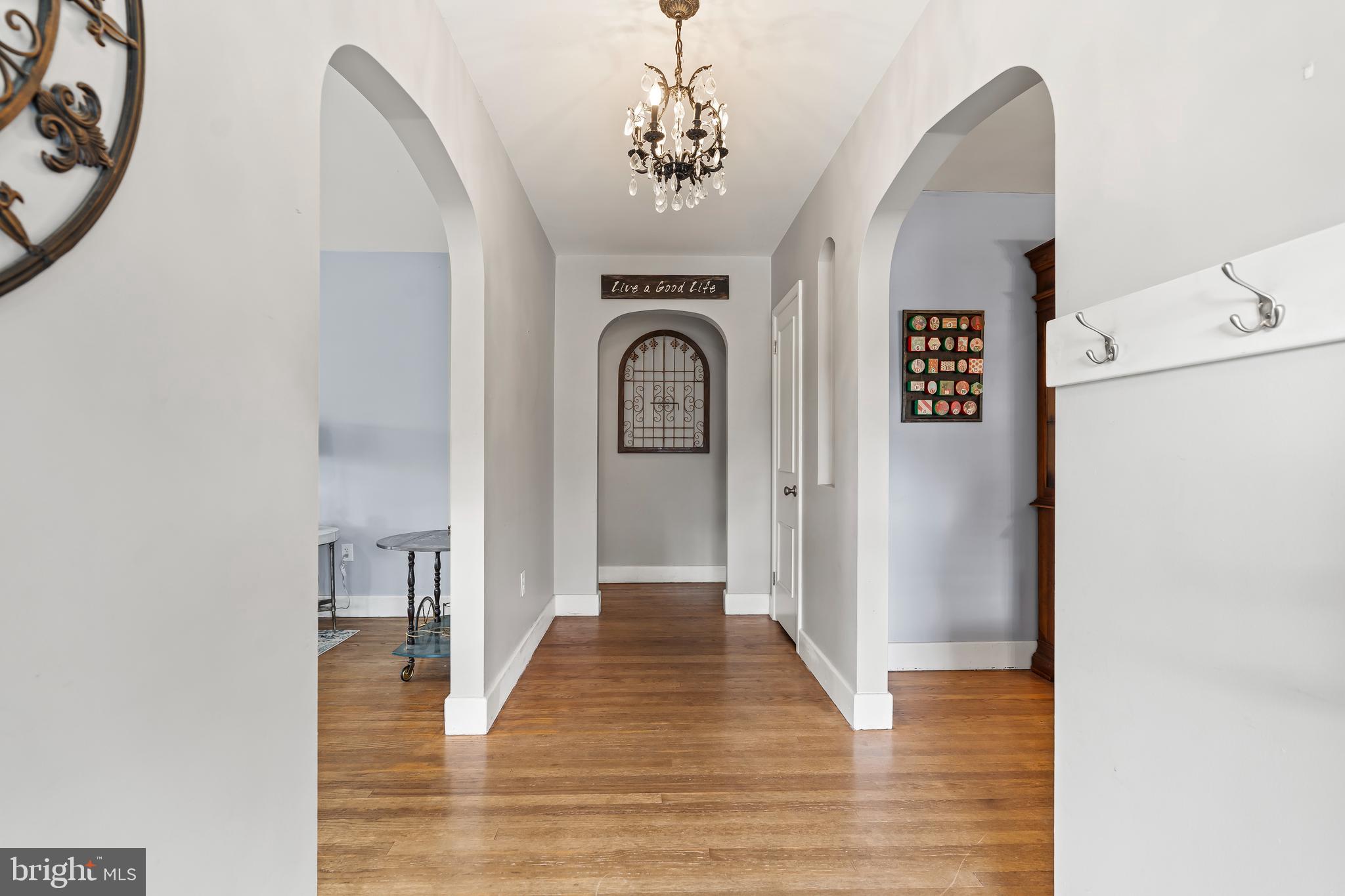 EASTLAND HILLS - Residential