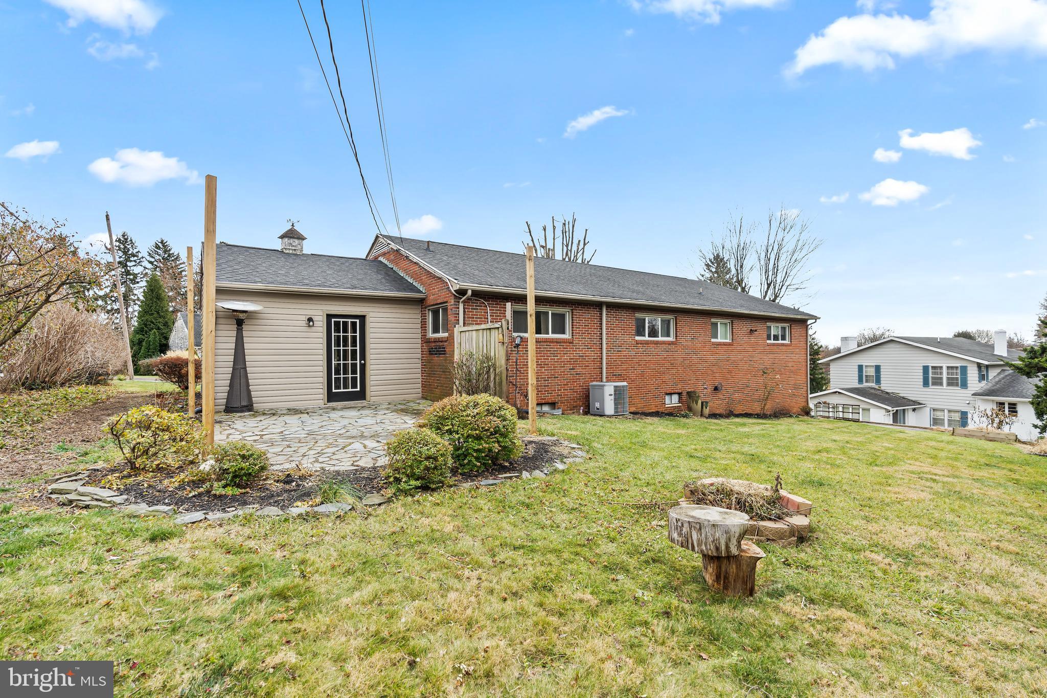 EASTLAND HILLS - Residential