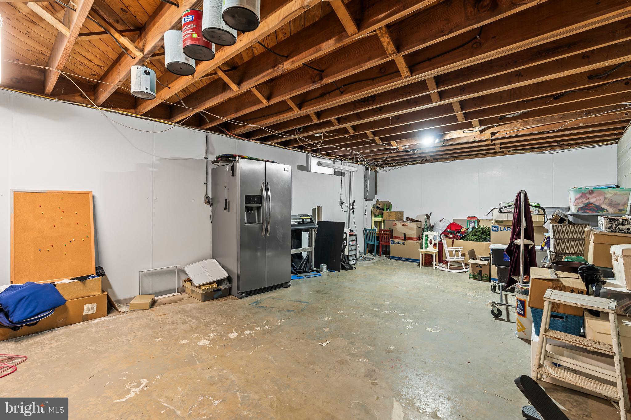 EASTLAND HILLS - Residential