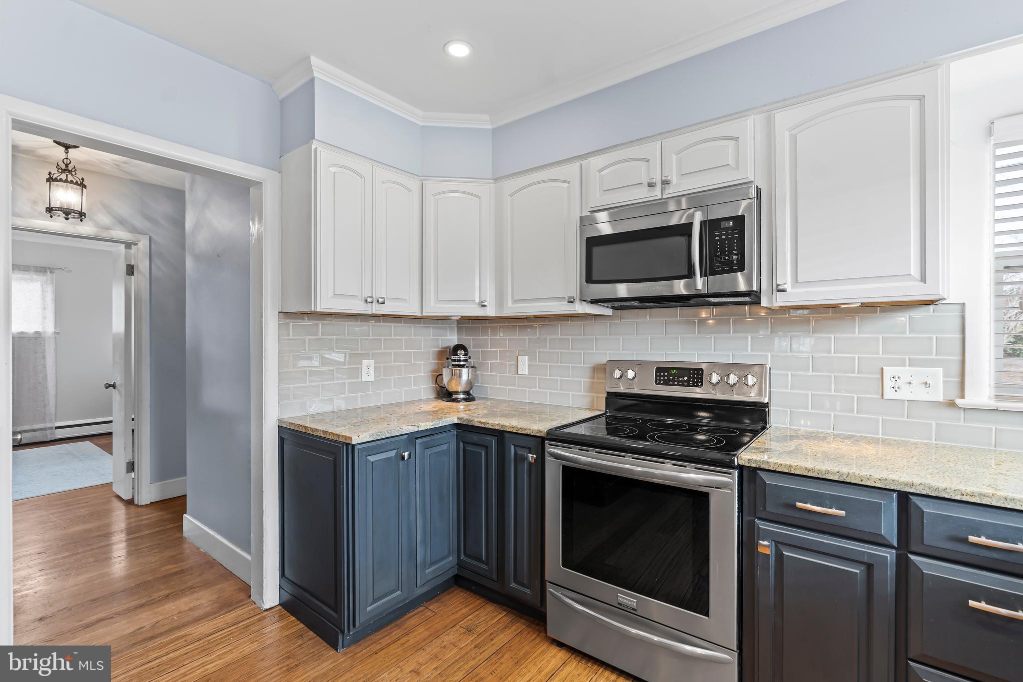 EASTLAND HILLS - Residential