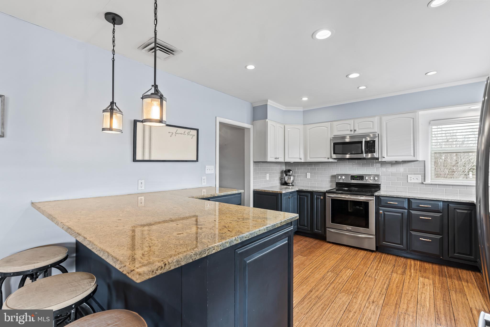 EASTLAND HILLS - Residential