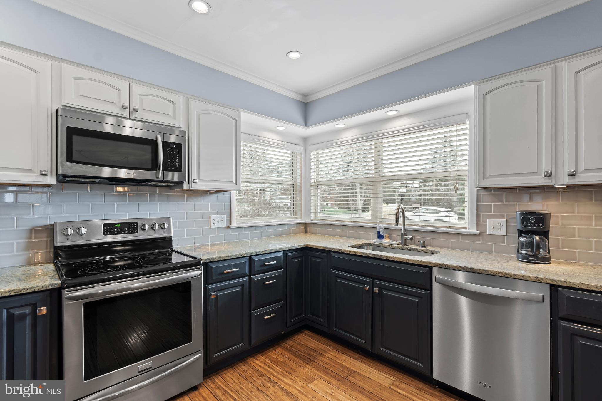 EASTLAND HILLS - Residential