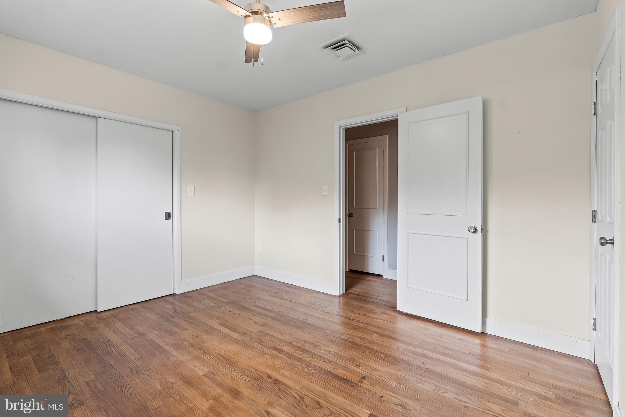 EASTLAND HILLS - Residential